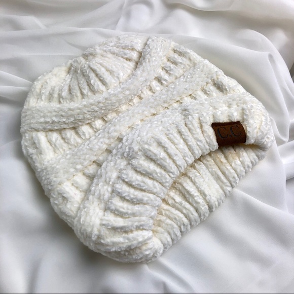 🗯SALE•LAST —CHENILLE BEANIE 🍁 BEST SELLER - Picture 2 of 8